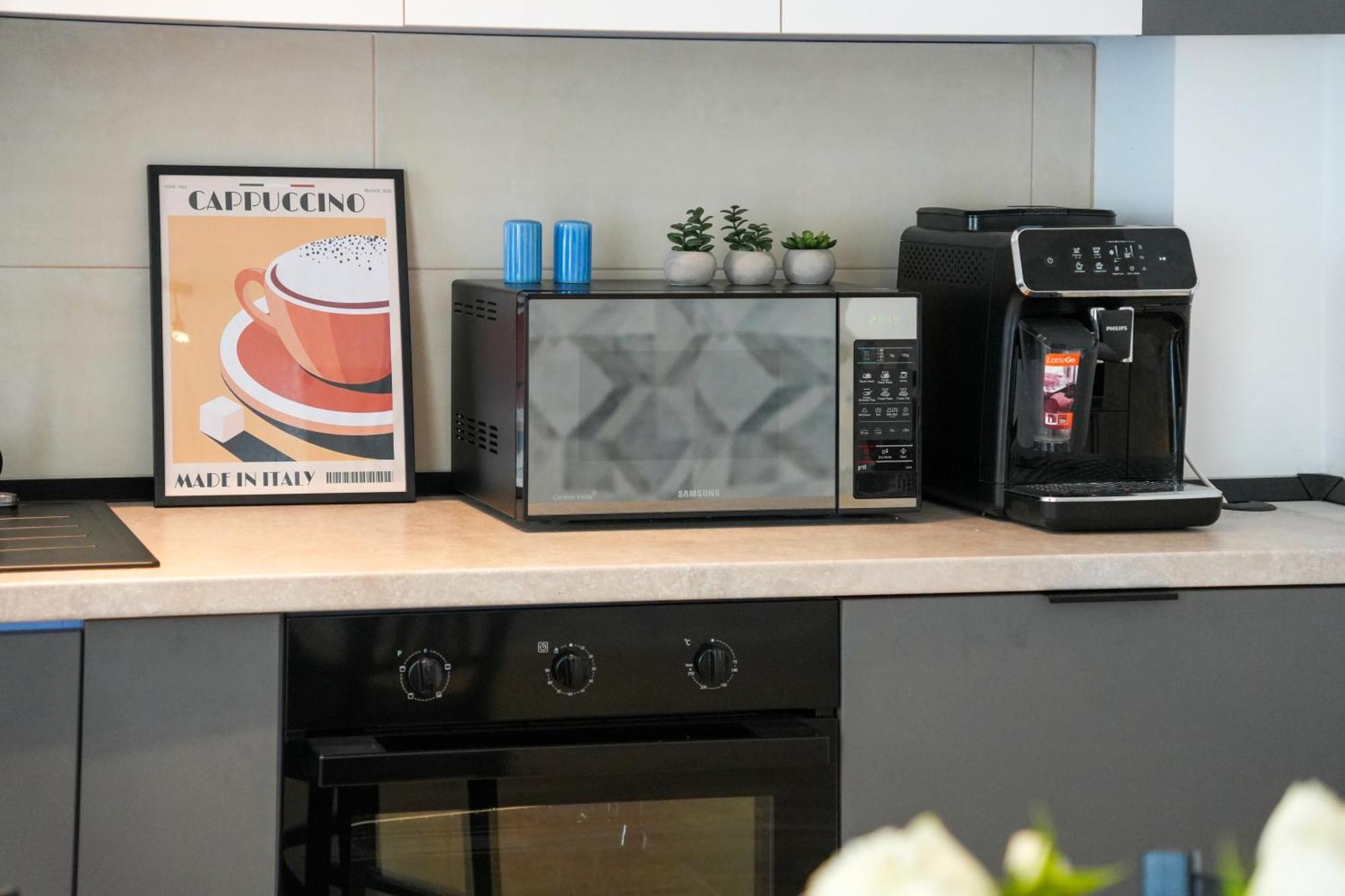 Maria - Modern Apartment With Parking And Workspace บูคาเรสต์ ภายนอก รูปภาพ