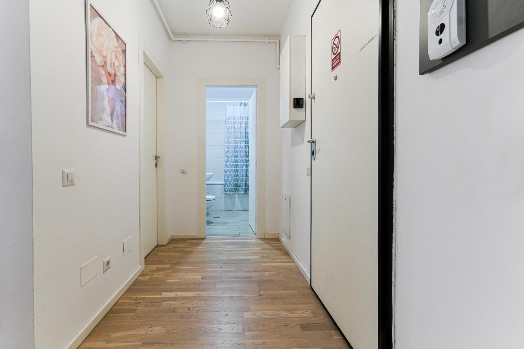 Maria - Modern Apartment With Parking And Workspace บูคาเรสต์ ภายนอก รูปภาพ
