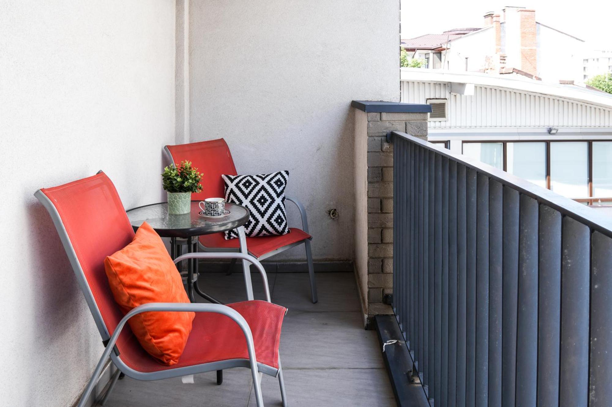 Maria - Modern Apartment With Parking And Workspace บูคาเรสต์ ภายนอก รูปภาพ
